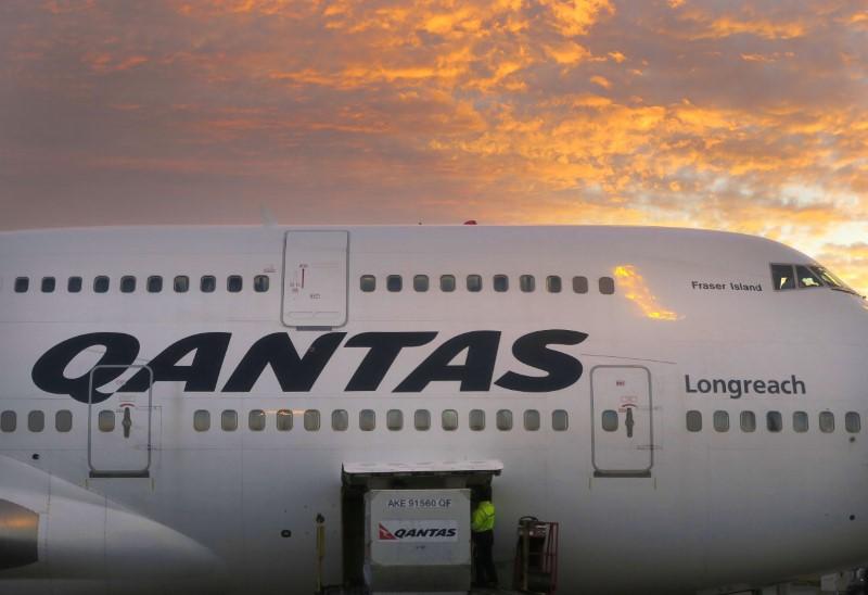 Australians Fly Out of Wuhan Virus Zone