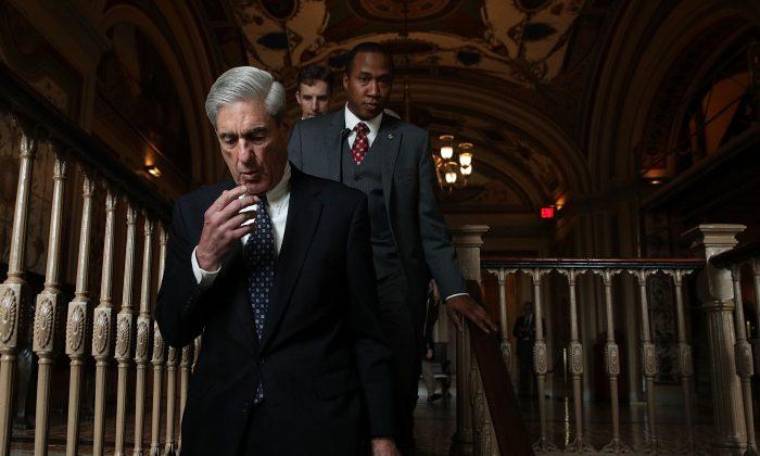 Mueller Team Faces Conflicts of Interest as Evidence Points at FBI, DOJ, Clinton