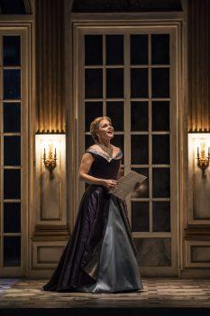 Miah Persson, in one of her stylish gowns. (Johan Persson)