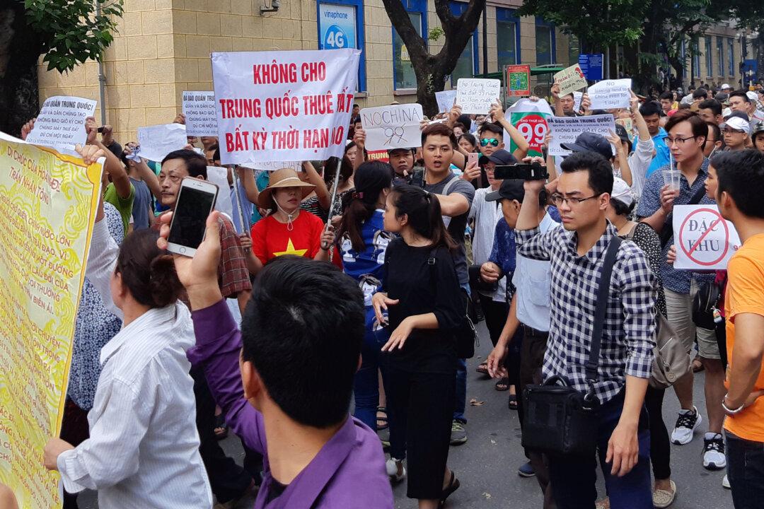 Vietnam’s Proposed Economic Zones Draws Protests, Concerns of Chinese Encroachment