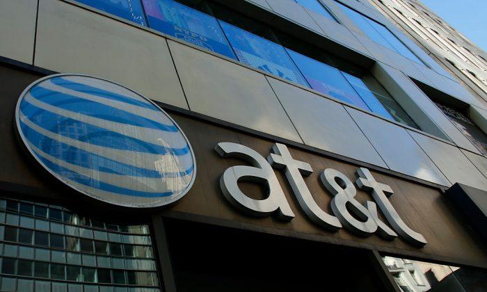 AT&T Plunges as CEO Suggests Americans Can't Afford to Pay Phone Bills