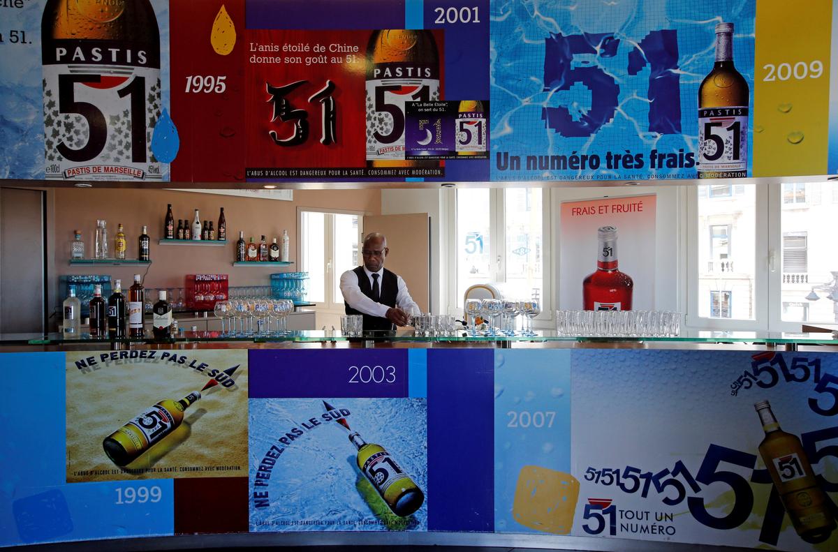 Pernod Ricard Wines Delayed at Chinese Ports Amid Strained Ties With Australia