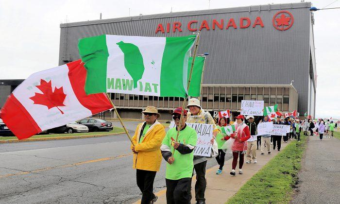 Taiwanese-Canadians Protest Air Canada’s Listing Taiwan as Part of China