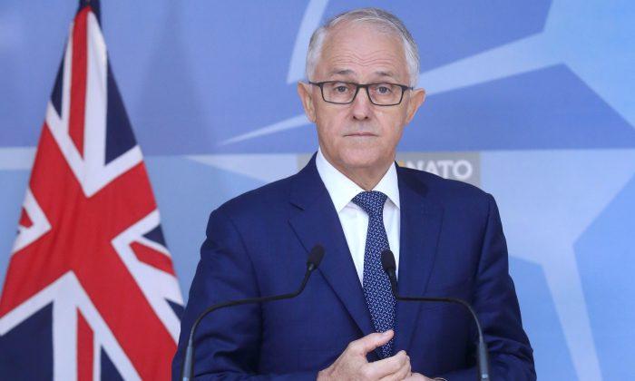 Australia’s Turnbull Faces Setback After Lawmakers Take Aim at Corporate Tax Cuts