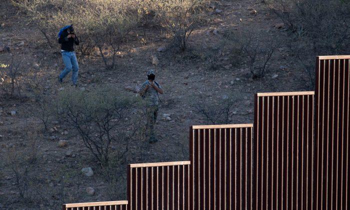 Mexican Cartels ‘Absolutely’ Control the Southwest Border, Says Sheriff