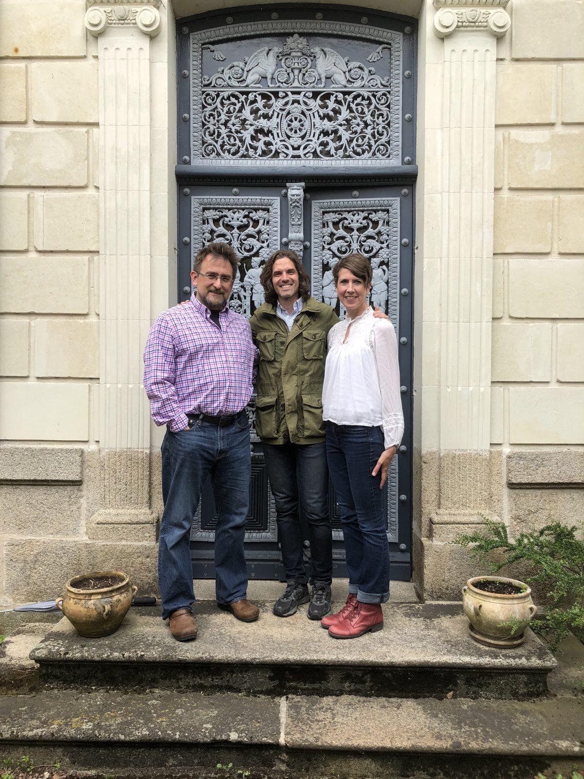 (L–R) Timothy Stotz, M. Tobias Hall, and Nicole Michelle Tully at Studio Escalier in Argenton-Chateau, France, in June 2018. (Shan Peng)