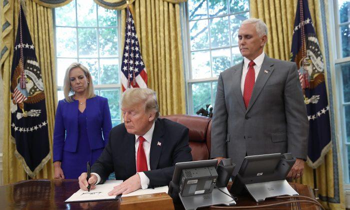 Trump Signs Executive Order to Stop Family Separations at Border