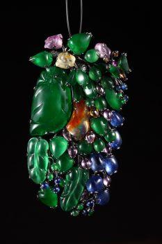 “Butterfly Cocoon Among Fruits and Leaves,” a jade necklace designed by Ying-Hsiang Hsu. (Courtesy of Ying-Hsiang Hsu)