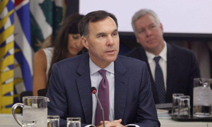 Finance Ministers Discuss Tariffs as Ottawa Finalizes Retaliation Against US