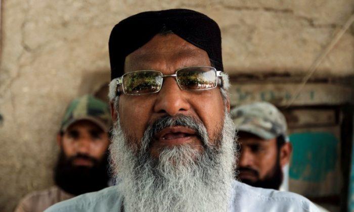 Pakistan Takes Radical Sunni Leader Off Terrorist Watchlist Ahead of Election