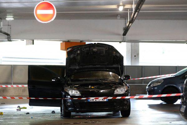 A car abandoned by French robber Redoine Faid at O'Parinor shopping mall parking after his escape onboard a helicopter from a prison in Reau on July 1, 2018. (Geoffrey Van Der Hasselt/AFP/Getty Images)