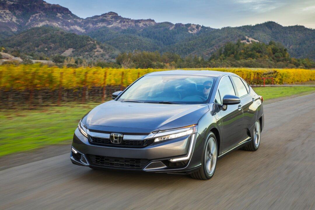 2018 Honda Clarity Plug-In Hybrid Touring