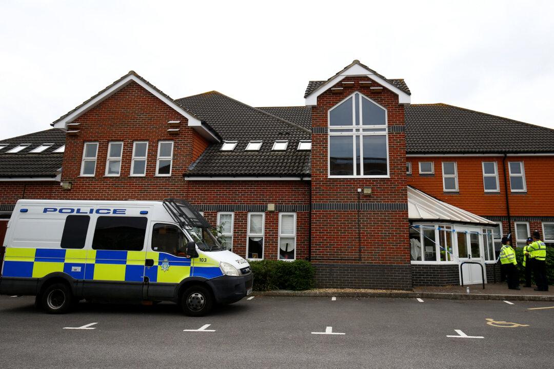 British Anti-Terrorism Police Called in as Unknown Substance Leaves Two People Critical