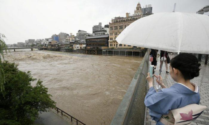 Heavy Rains Force Evacuation of Thousands in Japan, One Killed