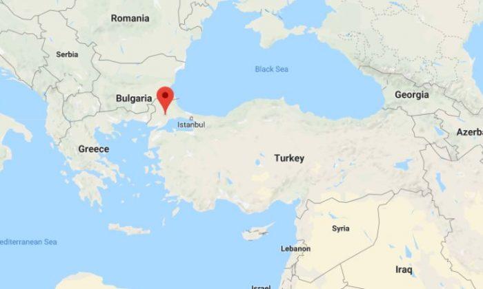 10 Dead, 73 Injured in Turkish Train Derailment