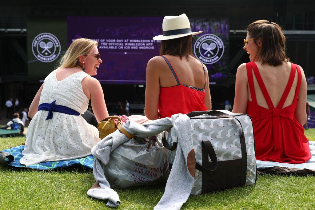 Wimbledon Keeps a Stiff Upper Lip as Football Fever Grips England