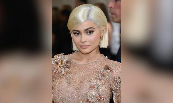 Kylie Jenner Criticized After Apparently Parking in Disabled Parking Spot