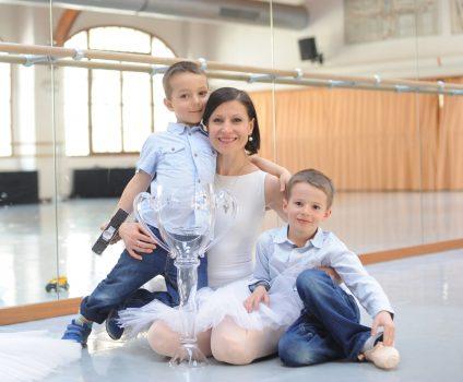 Tereza Podarilova with her sons. (Daria Klimentova)