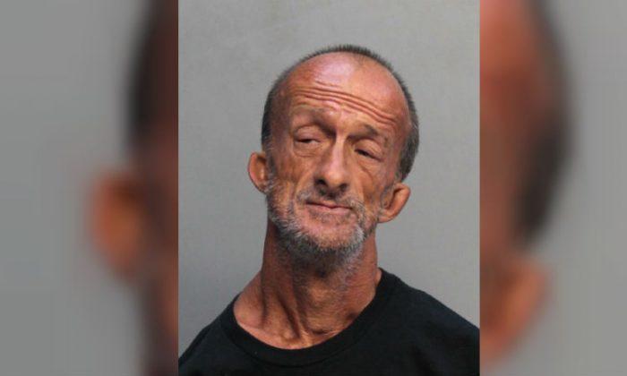Armless Man Charged With Stabbing Tourist, Police Say