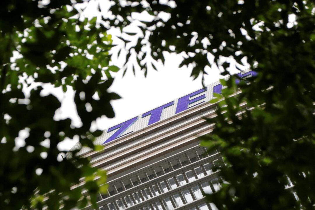China’s ZTE Clears Hurdle to Lifting US Ban
