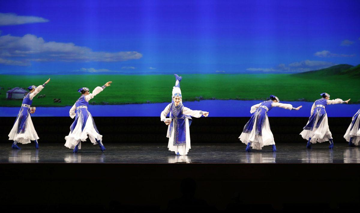 Rebecca Jiang as the lead dancer in the the program, Mongolian Bowls. (Courtesy of Shen Yun Performing Arts)