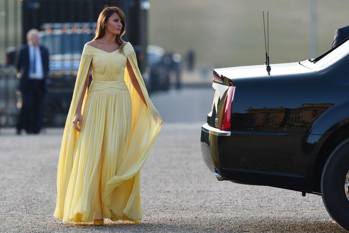 First Lady Melania Trump arrives for a dinner with business leaders at Blenheim Palace, on July 12, 2018. (GEOFF PUGH/AFP/Getty Images)