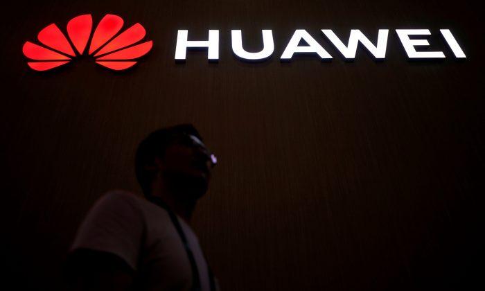 Chinese Company Huawei Poses ‘Significant Risk’ to UK Telecoms