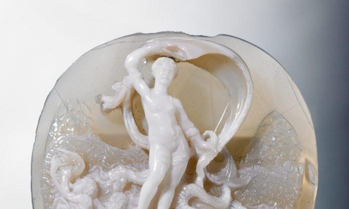 Curator’s Notes: ‘Venus Rising From the Waves,’ a 16th-Century Agate Cameo