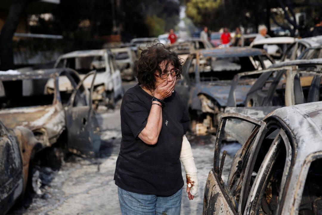 Wildfire Kills at Least 60 in Greece