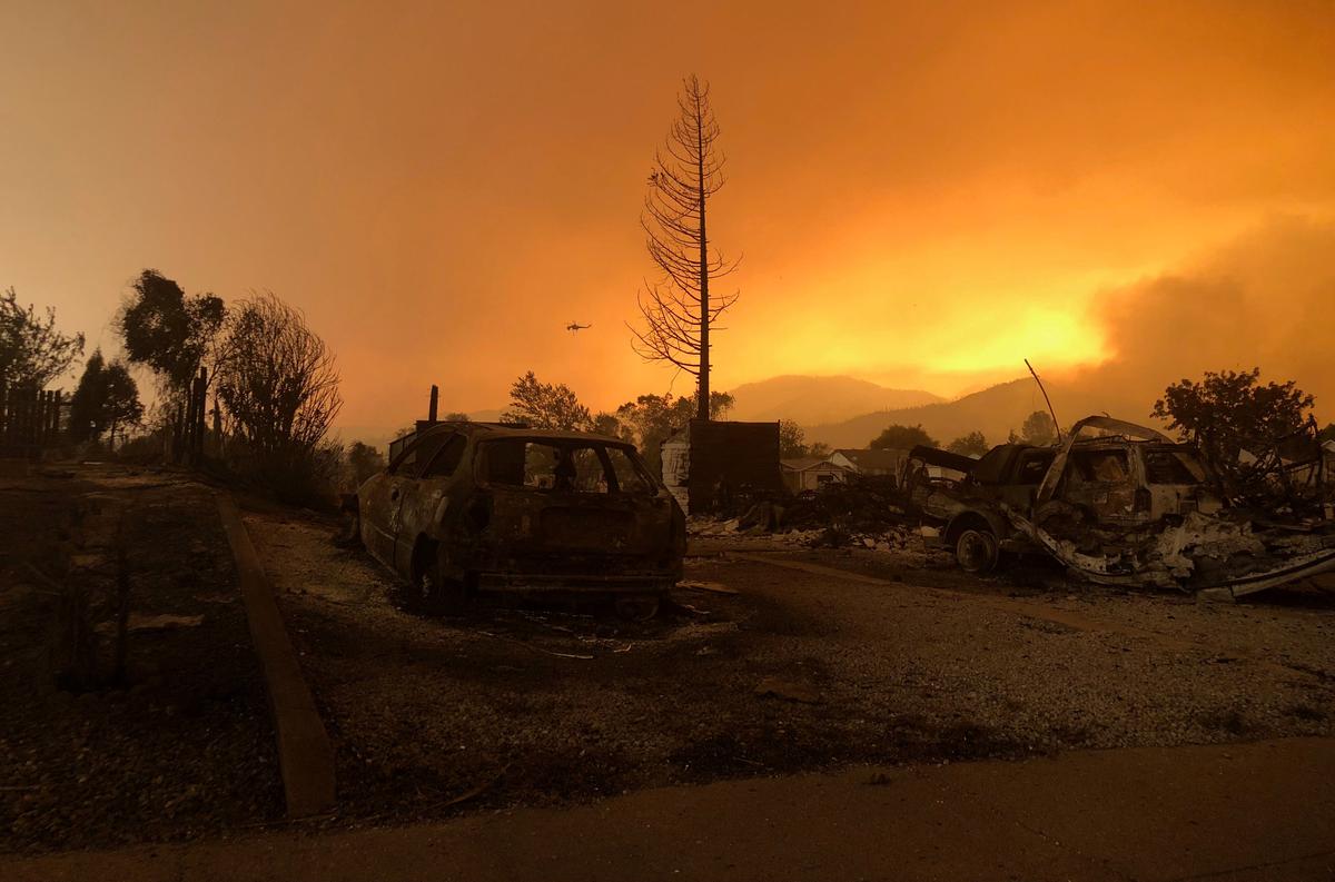 5 Dead as California Wildfire Consumes More Homes