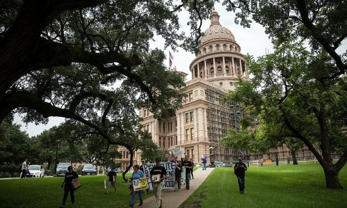 Austin Government Report on Confederate Monuments Proposes Renaming City