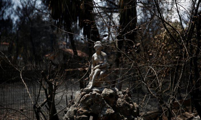 Greek Seaside Town Remembers Lives Lost to Wildfire
