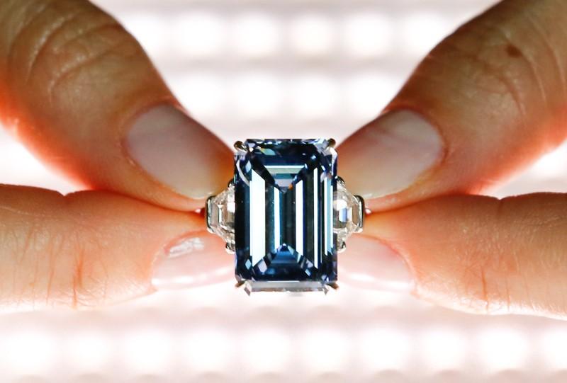 Rare Blue Diamonds May Be Earth’s Deepest Secret