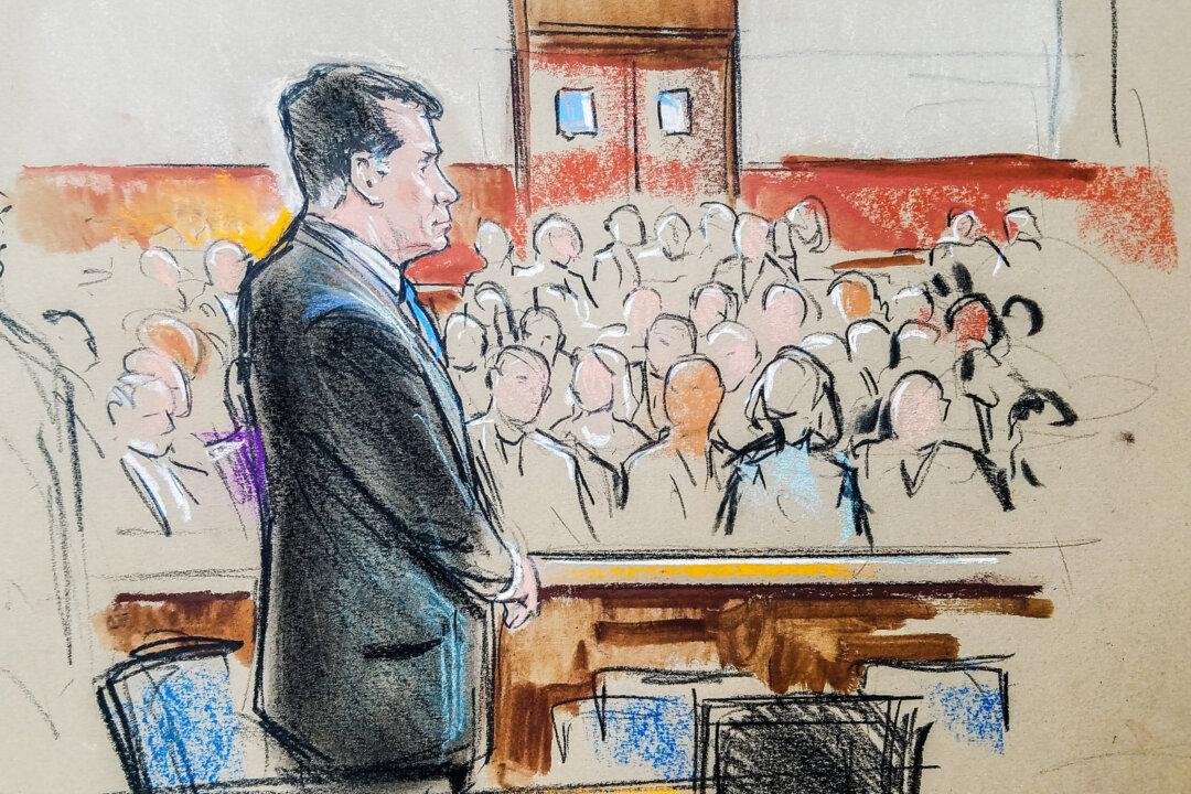 Judge in Manafort Case Warns Mueller Team Case Could Collapse Without Key Witness