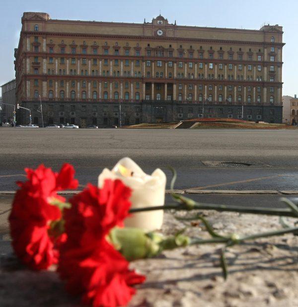 File photo of the Russian Federal Security Services headquarters in Moscow, taken on March 30, 2010. (Andrei Smirnov/AFP/Getty Images)