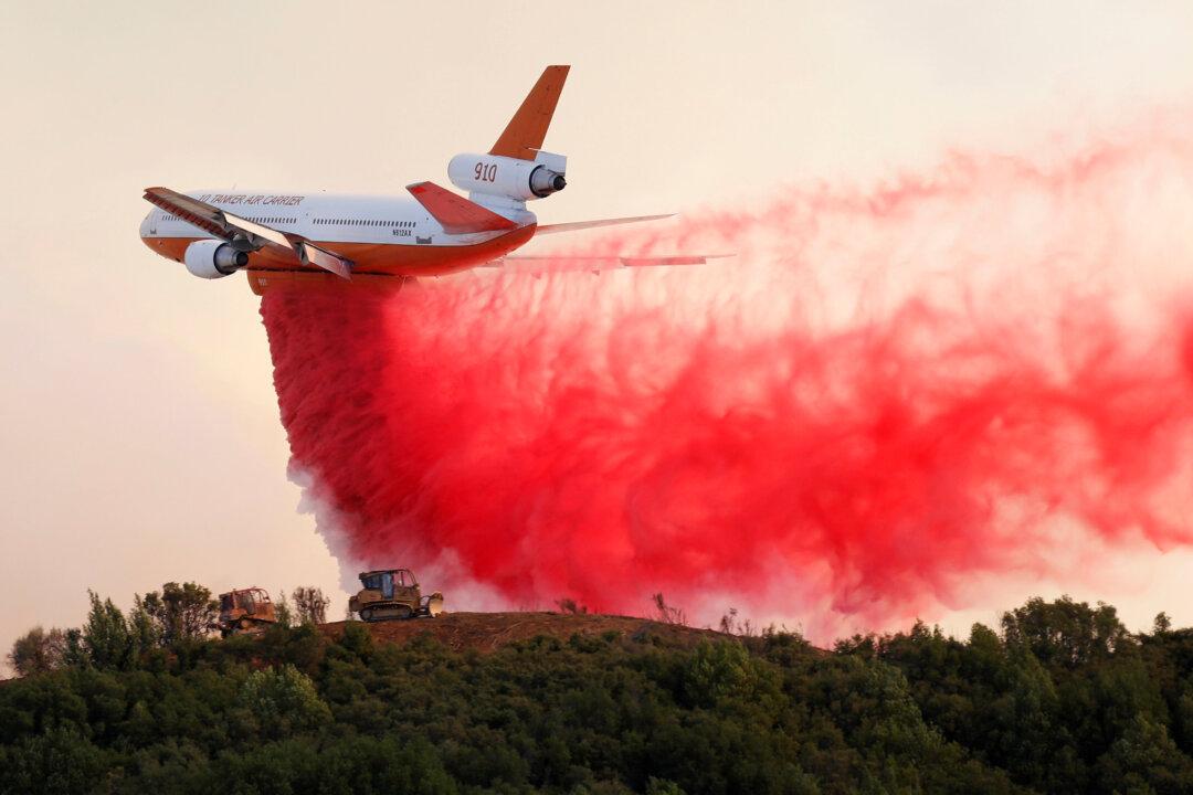 Thousands More Evacuated From California’s Largest Wildfire