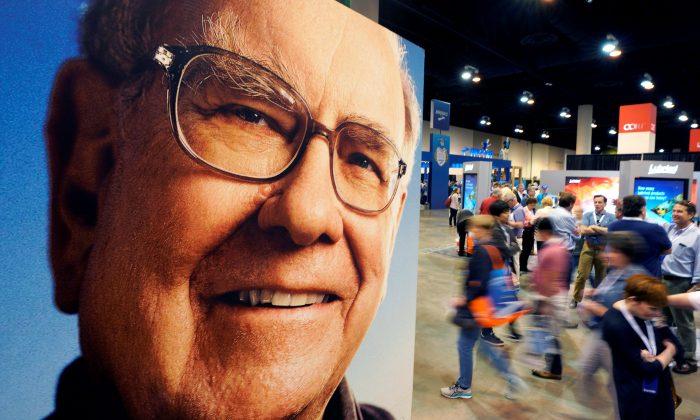 Berkshire Hathaway Profit Surges as Economy Gives Buffett a Boost