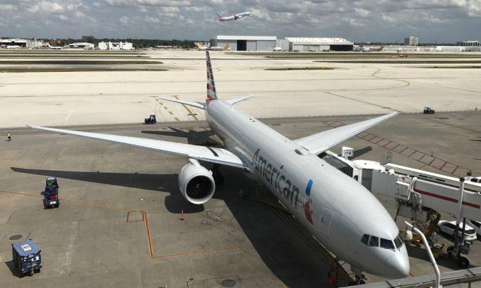 American Airlines Tells Musician Traveling With Cello to Leave Plane