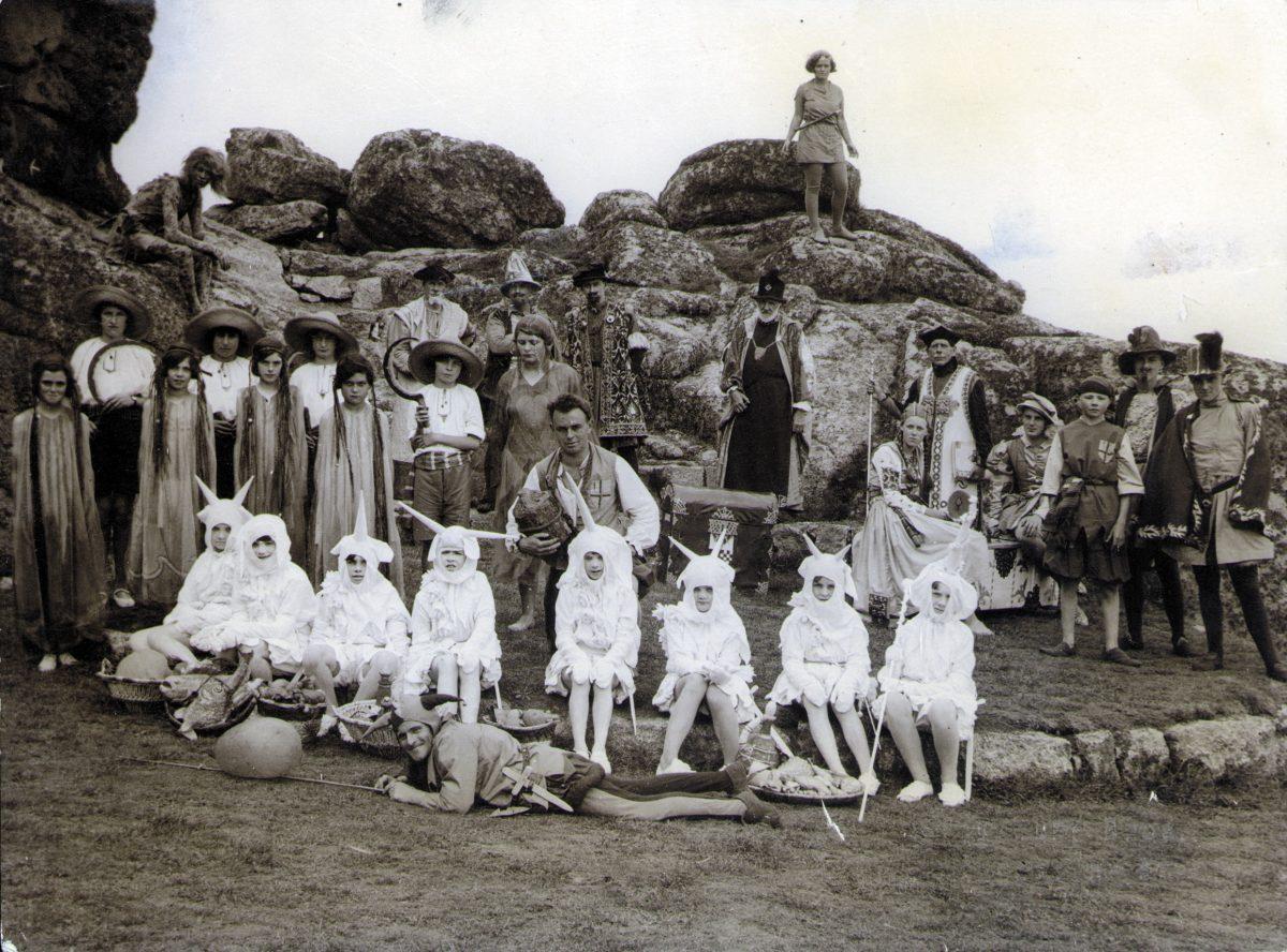 The cast of the first performance at The Minack Theatre: Shakespeare's "The Tempest," in 1932. (The Minack Theatre)
