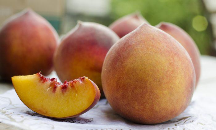 Sun-Kissed Peaches From California to Your Door