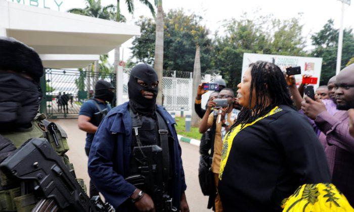 Nigerian Security Agents Blockade Parliament, Chief Later Fired