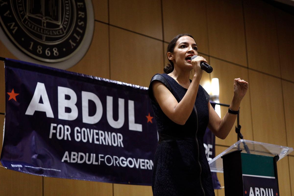New York Democrat candidate for Congress Alexandria Ocasio-Cortez campaigns for Michigan Democratic gubernatorial candidate Abdul El-Sayed at a rally on the campus of Wayne State University July 28, 2018 in Detroit, Michigan. (Bill Pugliano/Getty Images)