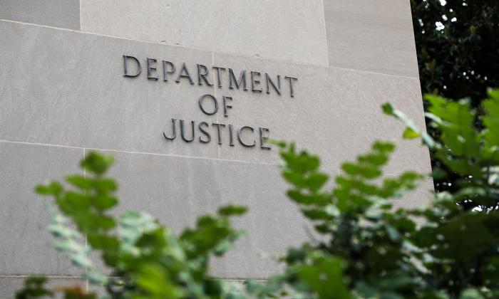 Senior DOJ Official Secretly Tried to Connect Ousted Spy Steele With Mueller, FBI