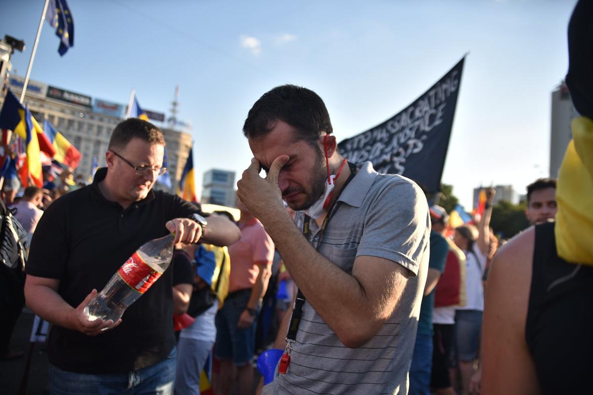 Diaspora rally in Victoria Square in Bucharest on Aug. 10, 2018. (Mihuț Savu/The Epoch Times Romania)