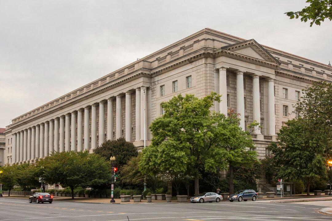 British Spy to DOJ Official: Hope ‘Important Firewalls Will Hold’