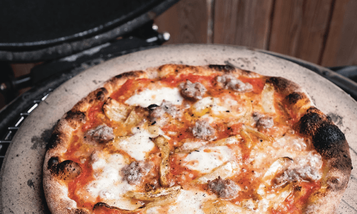 Kamado-Grilled Neapolitan Pizza