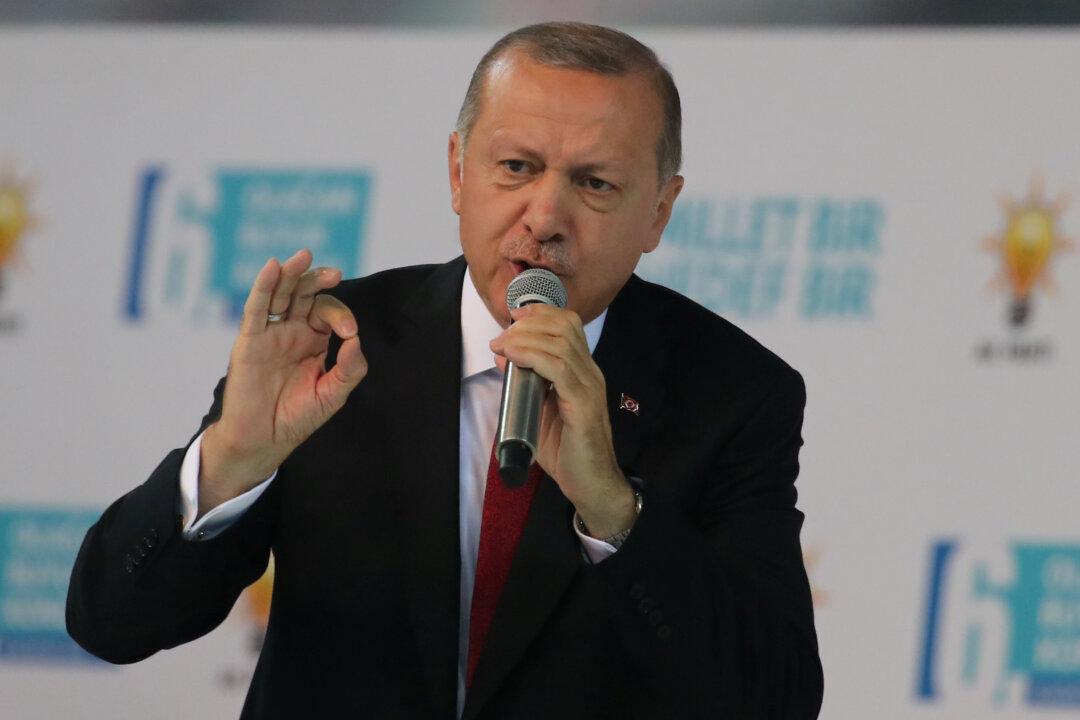 Turkey’s Erdogan Says to Challenge ‘Games’ on the Economy