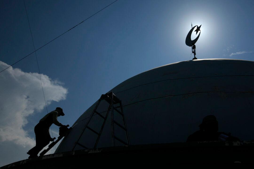 Indonesian Buddhist Woman Imprisoned for Complaining Mosque Too Loud