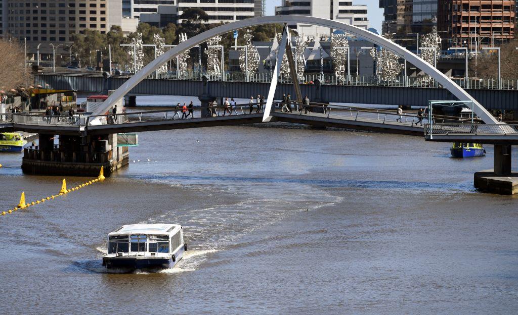 File photo: A ferry transports tourist down Melbourne's Yarra River on Aug. 14, 2018. (William West/AFP/Getty Images)