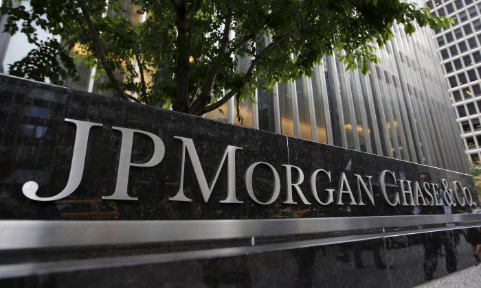 JPMorgan Undercuts Discount Brokerages on Trades